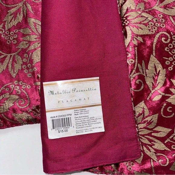 Red Metallic Poinsettia Placemats Set Of 4 NEW Brownstone Gallery Holiday - Picture 3 of 7